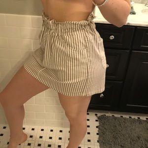 3/$30 Urban Outfitters paper bag waist skirt